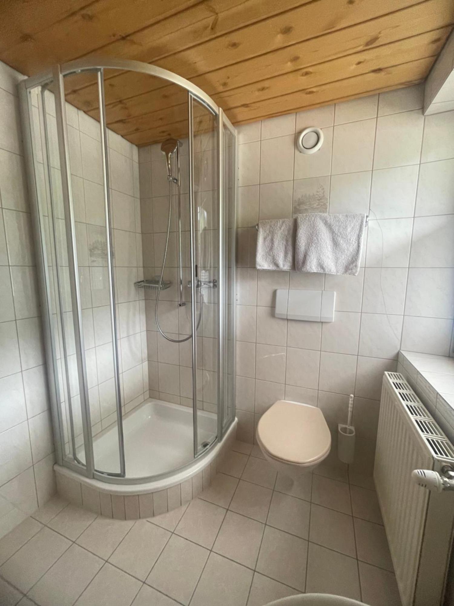 Hotel Edi Замнаун Экстерьер фото